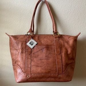 NWT Frye Campus Zip Tote Leather Cognac Brown